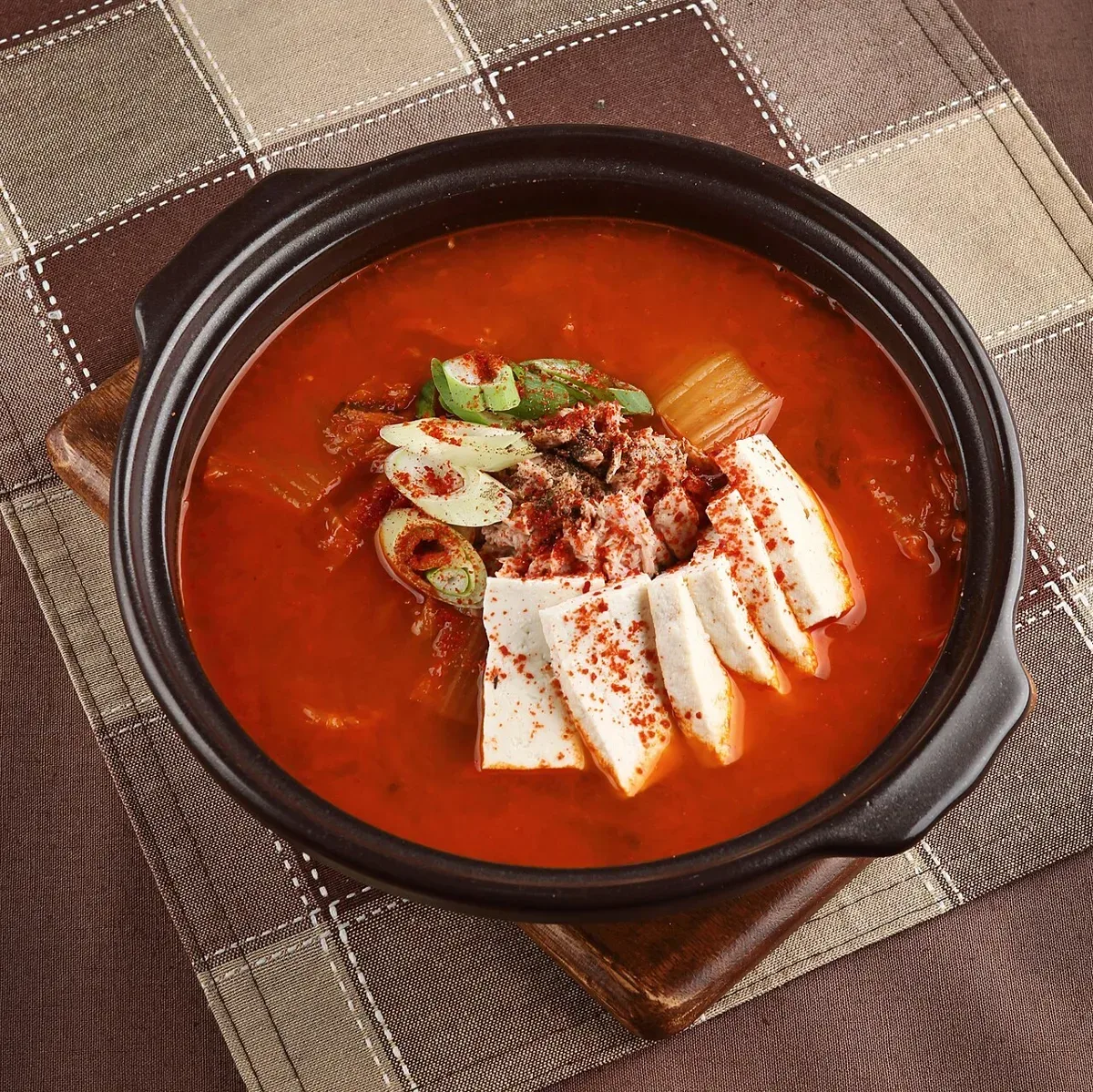 Kimchi-jjigae